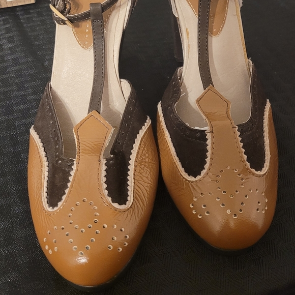 Diesel Mary Jane's  Sz 7 Brown Tan.      *Must Go!!! - Picture 2 of 4